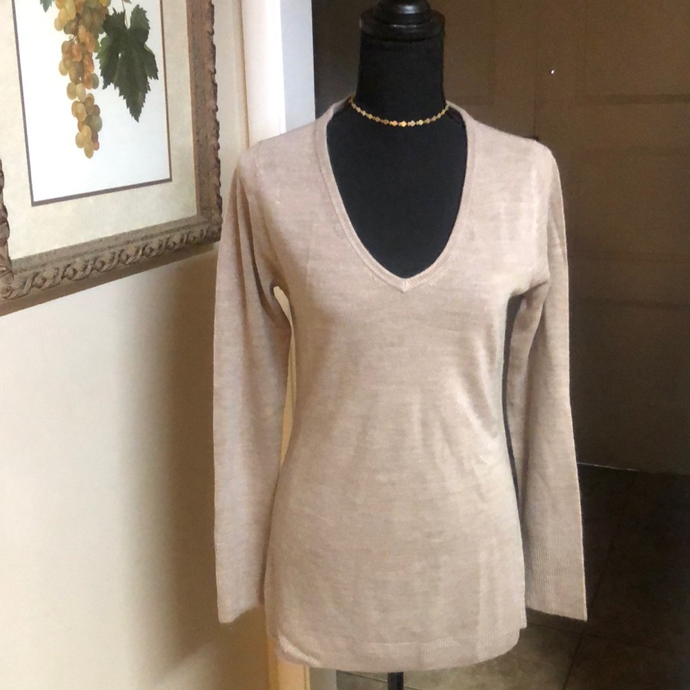 Taupe/light brown v neck sweater